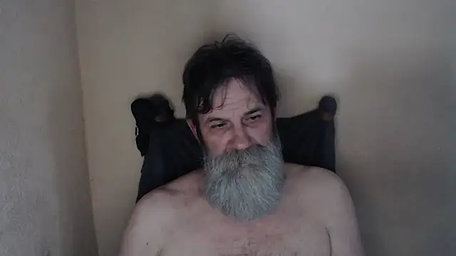 Snapshot of AlexNudo chatting on June 18, 2026, 9:14 am AlexNudo online show from June 18, 2026, 9:14 am
