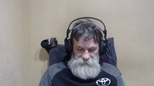 Snapshot of AlexNudo chatting on March 20, 2026, 9:43 am AlexNudo online show from March 20, 2026, 9:43 am