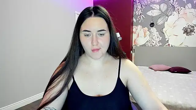 Roxie Bradley online show from February 26, 2026, 7:30 am