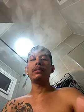 xlovercum online show from February 12, 2026, 2:06 pm