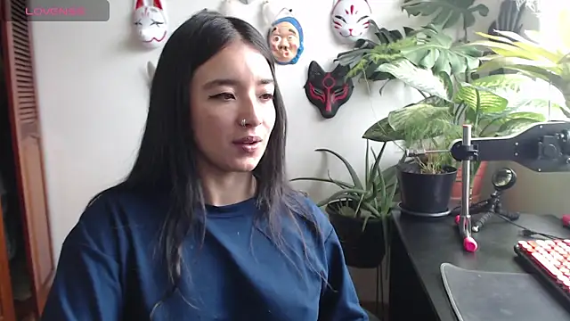 Snapshot of cat_salo chatting on March 4, 2025, 1:49 pm cat salo online show from March 4, 2025, 1:49 pm