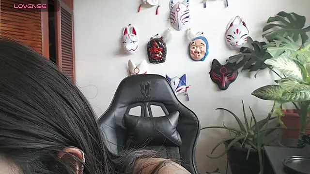 Snapshot of cat_salo chatting on March 21, 2025, 9:23 pm cat salo online show from March 21, 2025, 9:23 pm