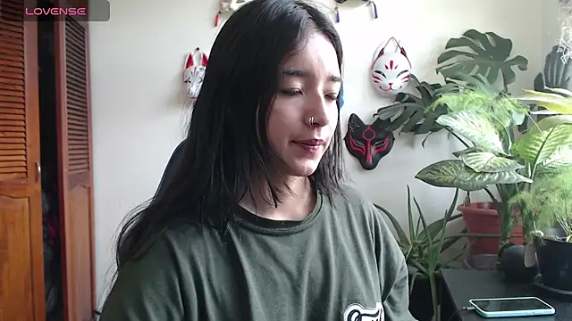 Snapshot of cat_salo chatting on March 17, 2025, 3:40 pm cat salo online show from March 17, 2025, 3:40 pm