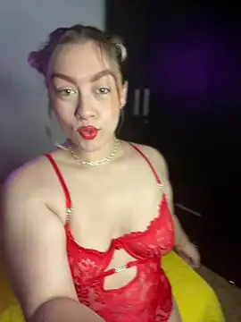 Im sophiie online show from March 20, 2025, 5:57 am