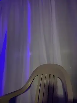 Im sophiie online show from October 25, 2025, 6:45 am