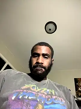 Snapshot of SlxmXBlxck chatting on December 4, 2024, 8:17 am SlxmXBlxck online show from December 4, 2024, 8:17 am