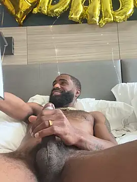 Snapshot of SlxmXBlxck chatting on February 17, 2026, 1:41 pm SlxmXBlxck online show from February 17, 2026, 1:41 pm