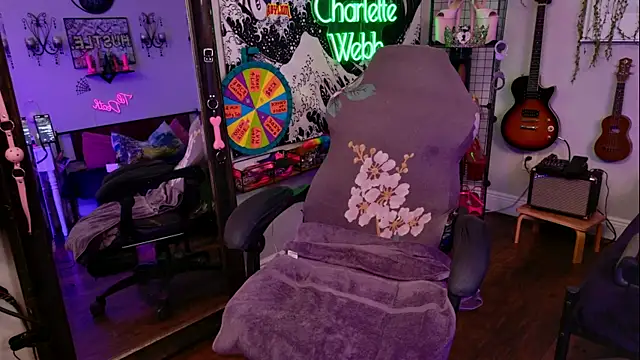 Snapshot of CharletteWebb chatting on March 1, 2025, 3:21 am CharletteWebb online show from March 1, 2025, 3:21 am