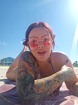 Snapshot of CharletteWebb chatting on September 19, 2025, 3:16 pm CharletteWebb online show from September 19, 2025, 3:16 pm