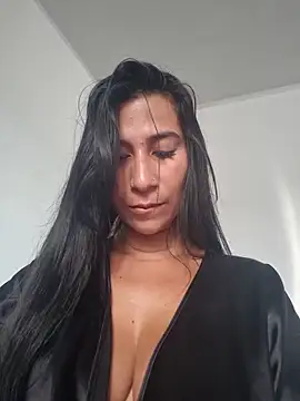 lady-rosse online show from March 14, 2025, 9:00 pm