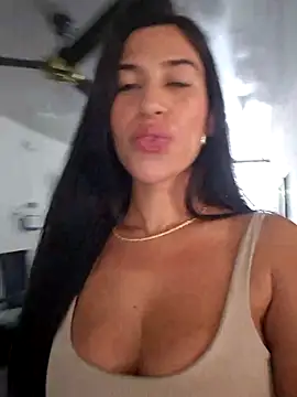 lady-rosse online show from March 15, 2025, 4:21 pm