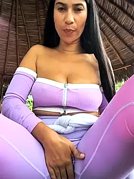 lady-rosse online show from March 7, 2025, 2:34 pm