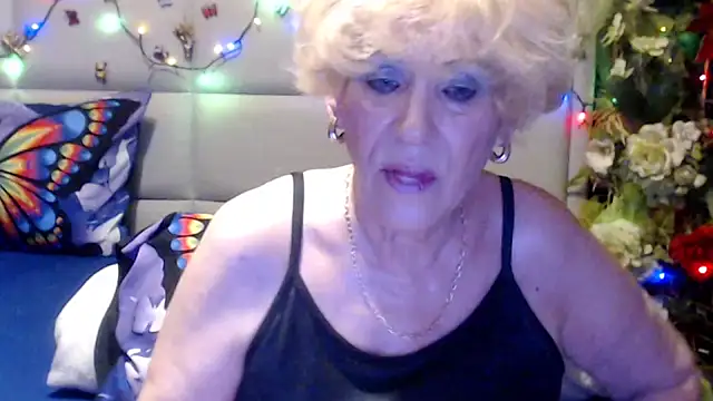 HappyWomanOn online show from June 25, 2026, 8:52 am