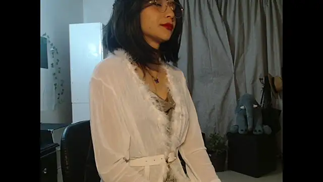 Pinkye skarlet online show from October 22, 2025, 4:23 am