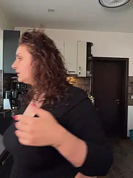 Snapshot of AnneKane chatting on February 27, 2026, 6:13 am AnneKane online show from February 27, 2026, 6:13 am