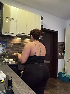 Snapshot of AnneKane chatting on February 21, 2026, 5:04 pm AnneKane online show from February 21, 2026, 5:04 pm