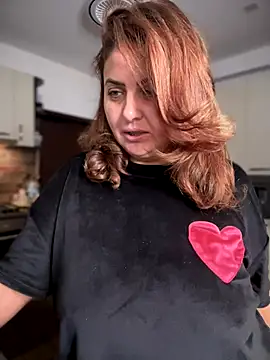 AnneKane online show from October 20, 2025, 4:14 am