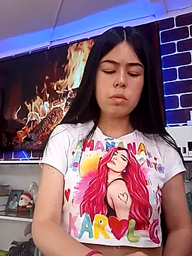 ArianaSmith69 online show from February 18, 2025, 5:53 pm