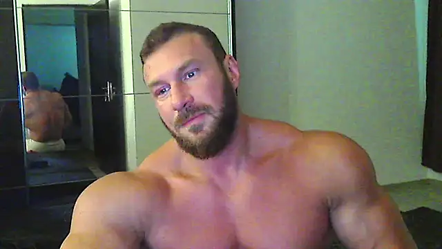 Snapshot of muscularkevin chatting on June 2, 2026, 2:17 pm muscularkevin online show from June 2, 2026, 2:17 pm