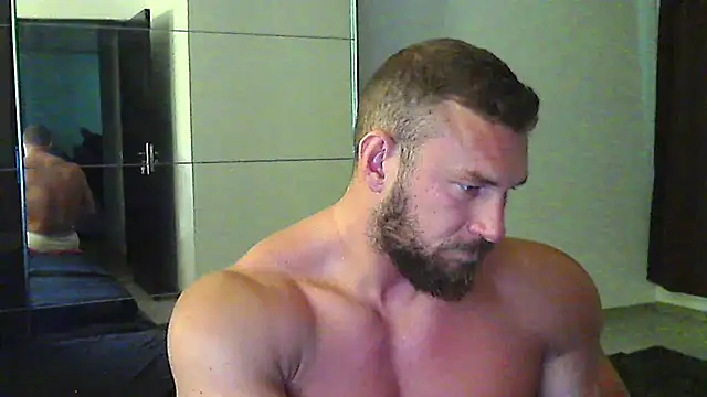 Snapshot of muscularkevin chatting on May 30, 2026, 4:08 am muscularkevin online show from May 30, 2026, 4:08 am