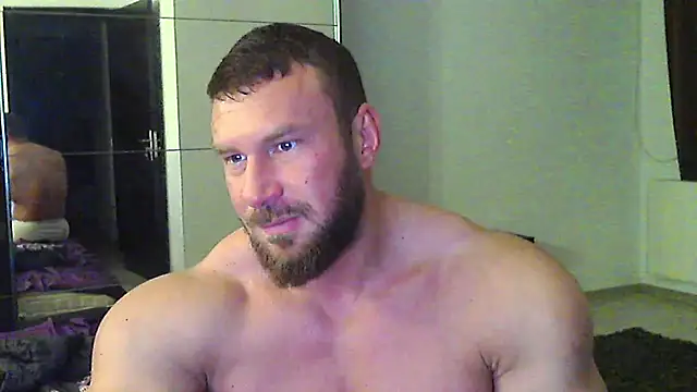muscularkevin online show from April 22, 2026, 3:57 am