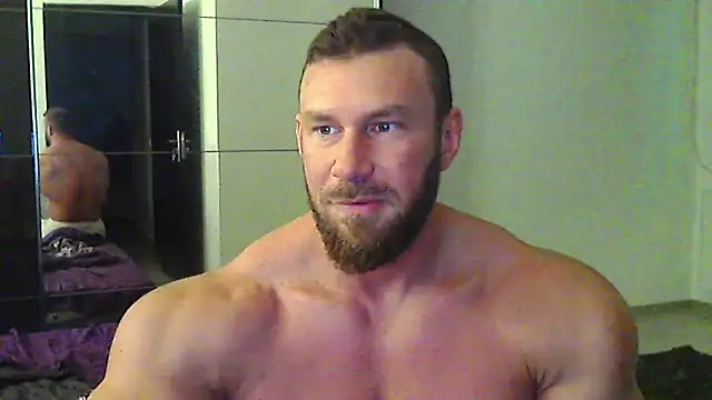Snapshot of muscularkevin chatting on May 13, 2026, 3:46 am muscularkevin online show from May 13, 2026, 3:46 am