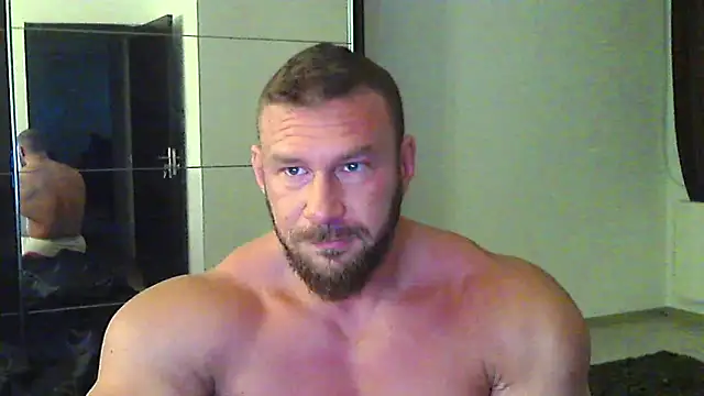 Snapshot of muscularkevin chatting on May 27, 2026, 3:25 am muscularkevin online show from May 27, 2026, 3:25 am