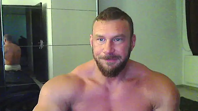 Snapshot of muscularkevin chatting on May 28, 2026, 3:58 am muscularkevin online show from May 28, 2026, 3:58 am