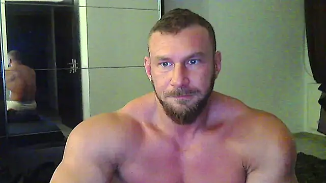 Snapshot of muscularkevin chatting on May 22, 2026, 3:37 am muscularkevin online show from May 22, 2026, 3:37 am