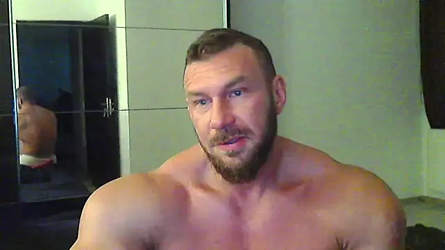 Snapshot of muscularkevin chatting on May 24, 2026, 3:39 am muscularkevin online show from May 24, 2026, 3:39 am