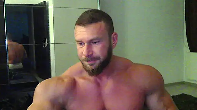 Snapshot of muscularkevin chatting on May 26, 2026, 3:26 am muscularkevin online show from May 26, 2026, 3:26 am
