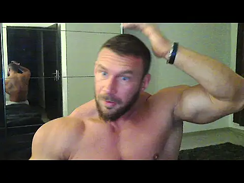 muscularkevin online show from September 28, 2025, 3:35 am