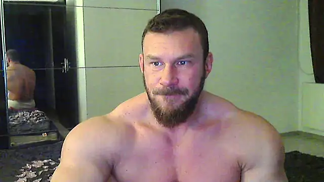 muscularkevin online show from April 3, 2026, 3:35 am