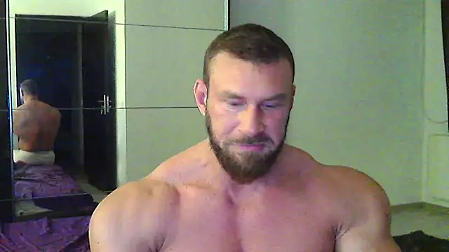 Snapshot of muscularkevin chatting on May 14, 2026, 3:47 am muscularkevin online show from May 14, 2026, 3:47 am