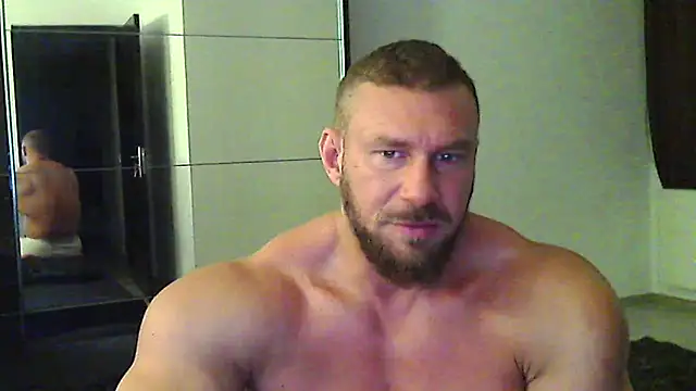 Snapshot of muscularkevin chatting on May 23, 2026, 3:16 am muscularkevin online show from May 23, 2026, 3:16 am