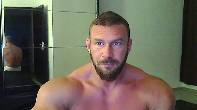 Snapshot of muscularkevin chatting on May 31, 2026, 3:34 am muscularkevin online show from May 31, 2026, 3:34 am