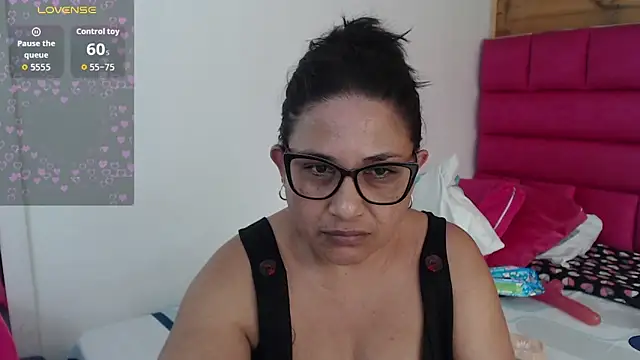 Katha Marck online show from June 15, 2026, 5:45 pm