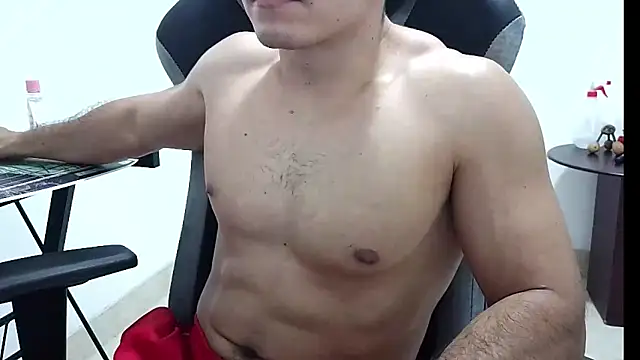 MILCARITAS3 online show from February 26, 2026, 4:18 pm