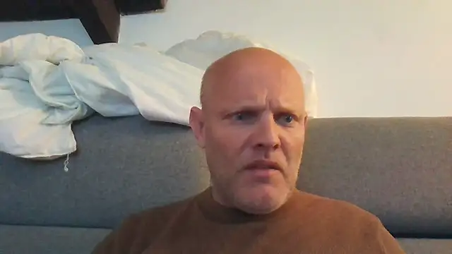 davigochi77bcn online show from November 9, 2025, 7:51 pm