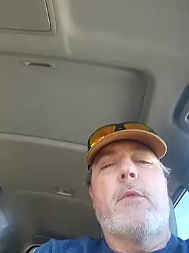 Hotredheadandtoungelasher online show from September 21, 2025, 1:49 pm