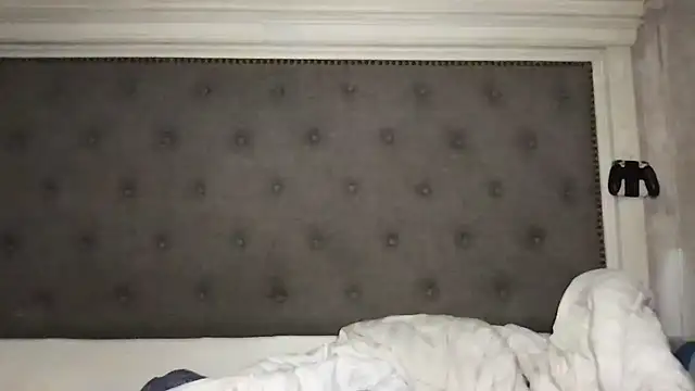 Snapshot of LuLuValenttine101 chatting on March 27, 2026, 9:32 am LuLuValenttine101 online show from March 27, 2026, 9:32 am