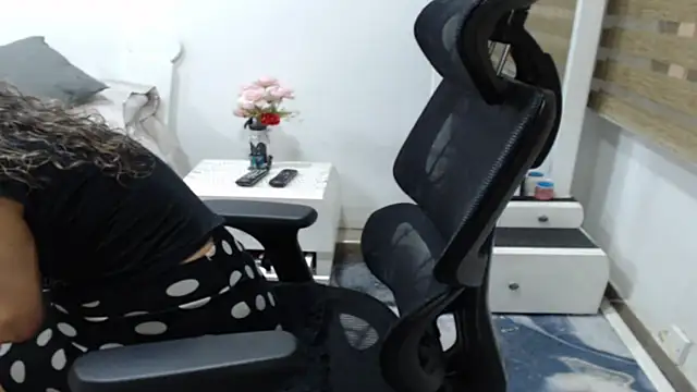 jesy hot online show from June 9, 2026, 8:21 pm
