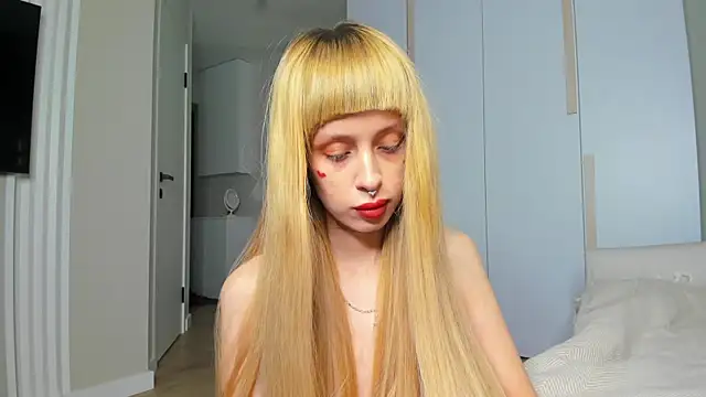 FlowerOfSin2001 online show from May 7, 2026, 2:31 pm
