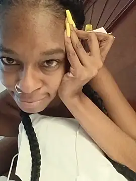 Snapshot of Jasmine_FullsShine chatting on June 21, 2026, 2:12 pm Jasmine FullsShine online show from June 21, 2026, 2:12 pm