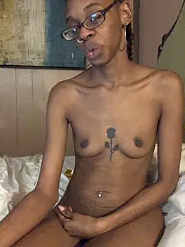 Jasmine FullsShine online show from January 14, 2026, 10:02 pm