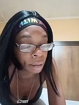 Snapshot of Jasmine_FullsShine chatting on July 13, 2026, 9:14 pm Jasmine FullsShine online show from July 13, 2026, 9:14 pm