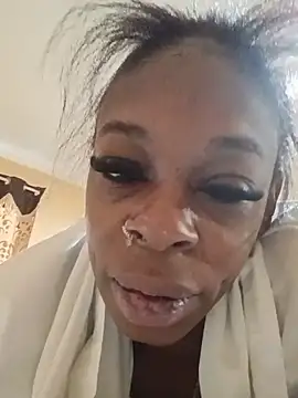 Snapshot of Jasmine_FullsShine chatting on July 21, 2026, 1:01 pm Jasmine FullsShine online show from July 21, 2026, 1:01 pm