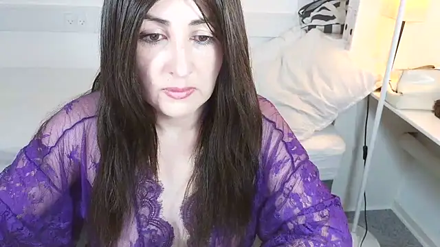naughty sarahh online show from May 29, 2026, 9:15 am