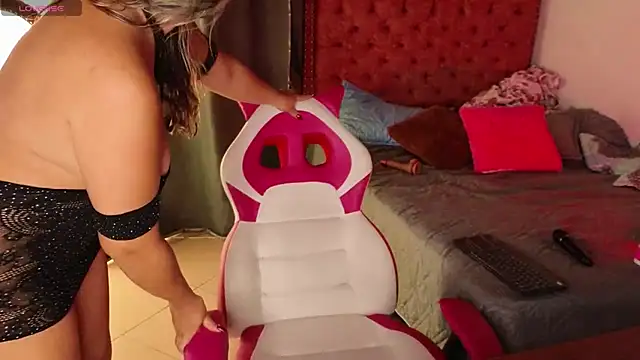 Snapshot of GiselReyes chatting on March 23, 2026, 11:26 pm GiselReyes online show from March 23, 2026, 11:26 pm