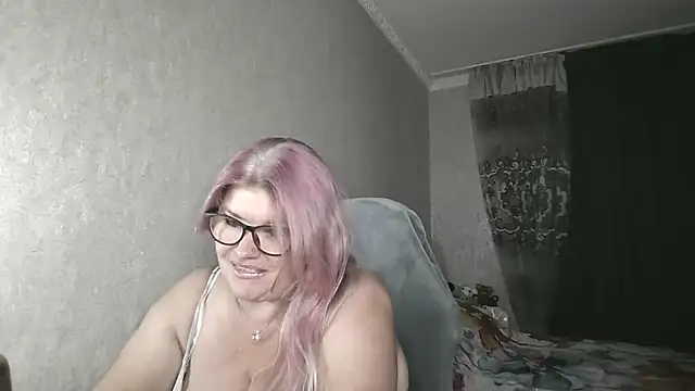 Diana 49 online show from July 13, 2026, 12:43 am